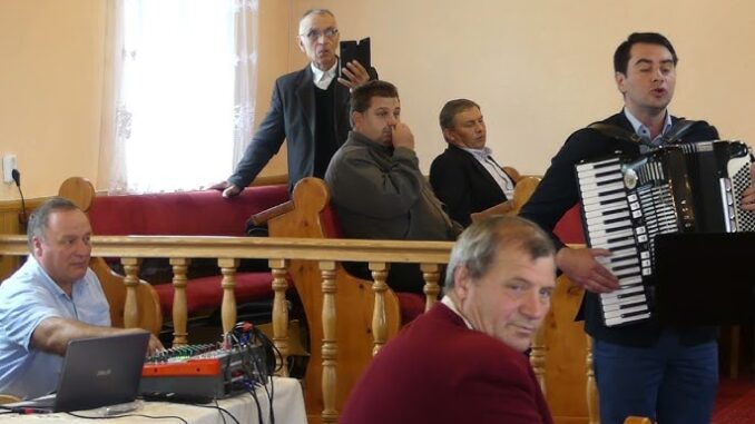 Dator cu o viață Dator cu o viață
